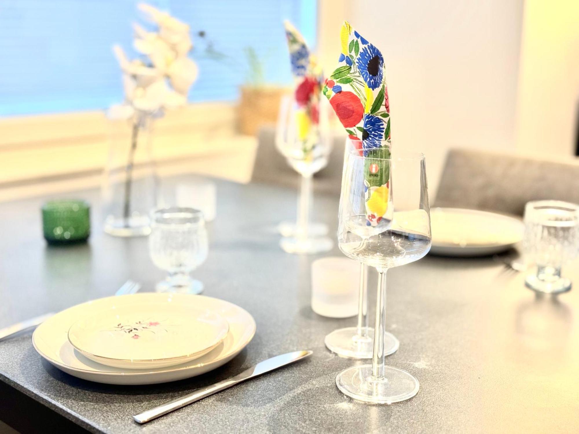 Turku Central Luxury Modern Cozy Flat 69M2 Apartment Luaran gambar